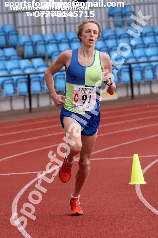 Mens under-17s 3 stage relay, Northern Senior 6 and 4 and Junior Stage Road Relays, SportsCity, Manchester. Photo:  David T. Hewitson/Sports for All Pics